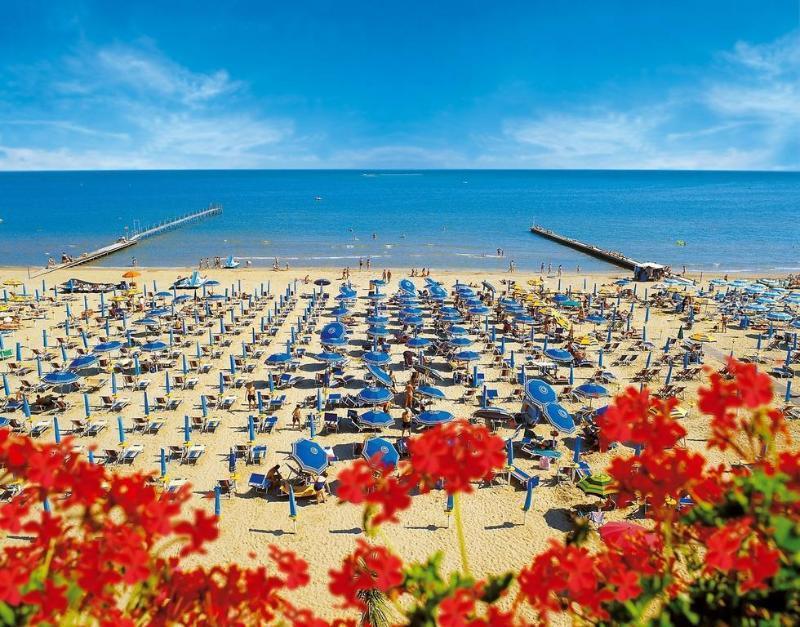 Capri 3*