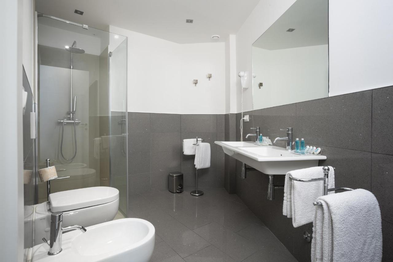Capri Hotel 3*