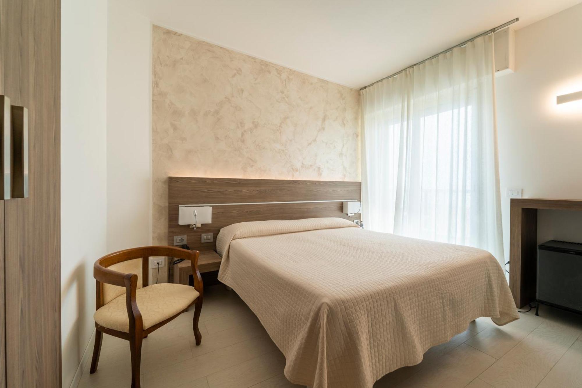 Hotel Capri 3*